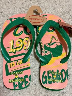 FARM RIO Pink Temos Coco Havaianas  Flip Flops Sandals size 6